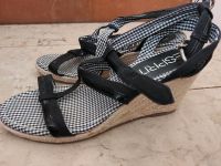 Esprit Keilabsatz Sandalen Sandaletten Gr. 36 neu Kr. München - Neubiberg Vorschau