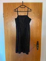 Schwarzes Kleid mit weißen Punkten und Gürtel Bayern - Stockheim Oberfr Vorschau