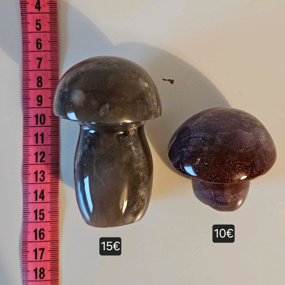 Diverse Kristalle, Edelsteine, Mineralien in Chemnitz