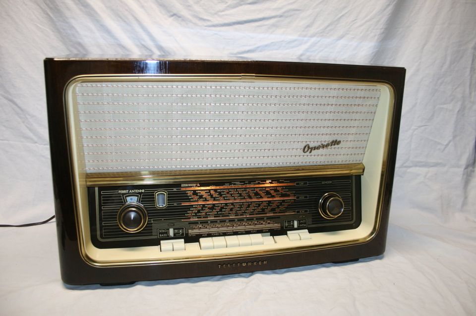 Vintage - Original Röhrenradio Telefunken Operette 8 von 1959 in Forstinning