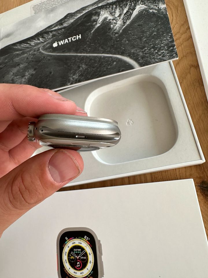 Apple Watch Ultra 49mm - wie neu - GPS - Akku 100% Händler in Ahaus