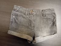 Shorts Kurze Jeans Hose Vertbaudet Gr. 94 grau schwarz Nordrhein-Westfalen - Brakel Vorschau