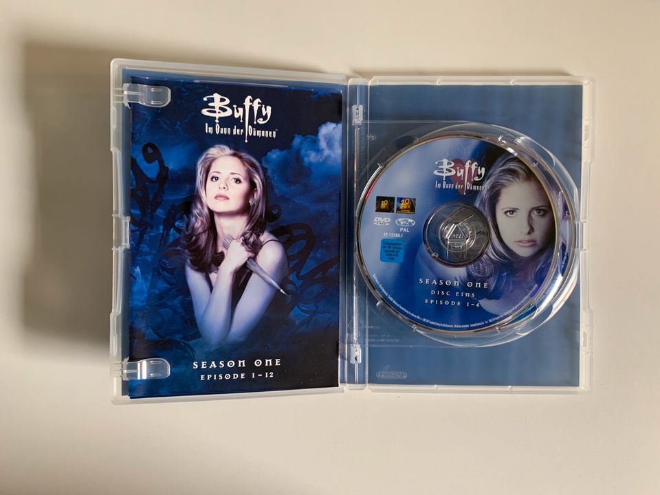 Buffy Im Bann der Dämonen Staffel 1 DVD in Dortmund