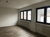 Helle, renovierte 3-Zi Wohnung mit Balkon und Garage in Würselen Nordrhein-Westfalen - Stolberg (Rhld) Vorschau