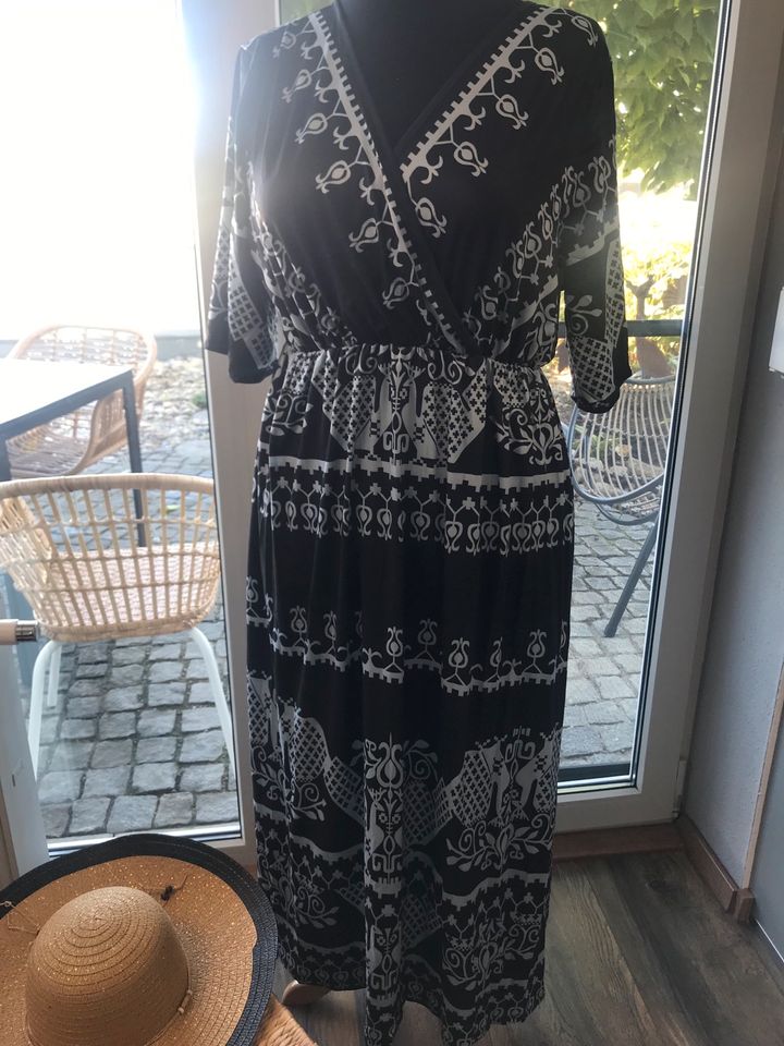 Sommerkleid Strandkleid boho Freizeit Koffer 48/50 maxikleid 3 xl in Landshut