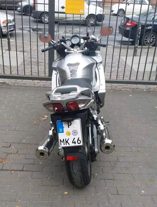 Yamaha FJR 1300 (RP13) mit Koffersystem in Berlin