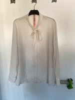 Marc Cain Bluse , Gr. N6(44), wollweiss, neuwertig Nordrhein-Westfalen - Herford Vorschau
