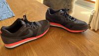 Nike Schuhe Sneaker 39/40 Niedersachsen - Jever Vorschau