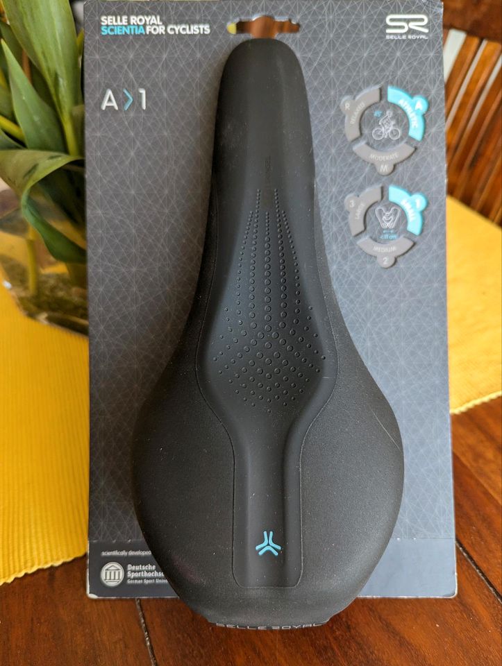 Neuer Sattel Fa. Selle Royal in Vordorf