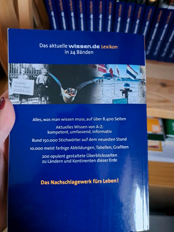 Das Aktuelle Wissen.de Lexikon in 24 Bänden in Miltenberg