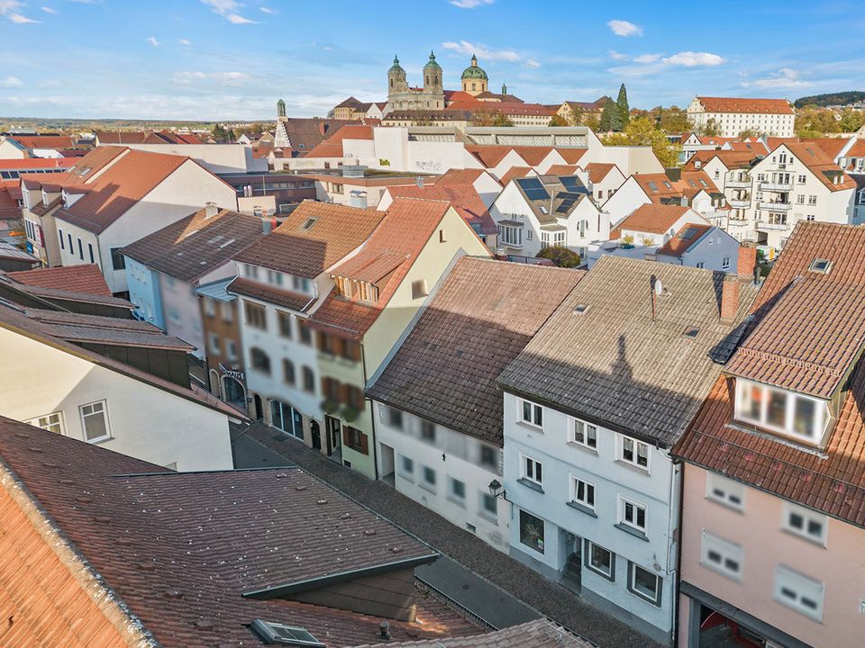 Mehrfamilienhaus in der Innenstadt von Weingarten mit Garten in Weingarten