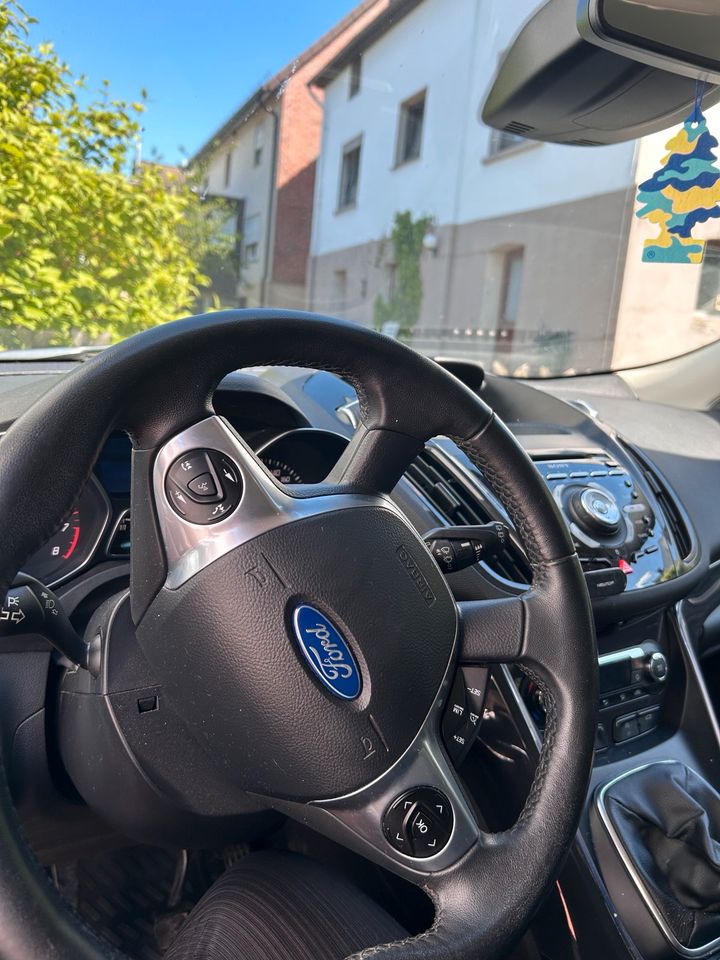 Tausche Ford Kuga EcoBoost in Kalletal