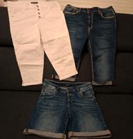 3/4 Jeans, Bermuda gr. 38/40 eine von Soccx Sachsen - Meerane Vorschau