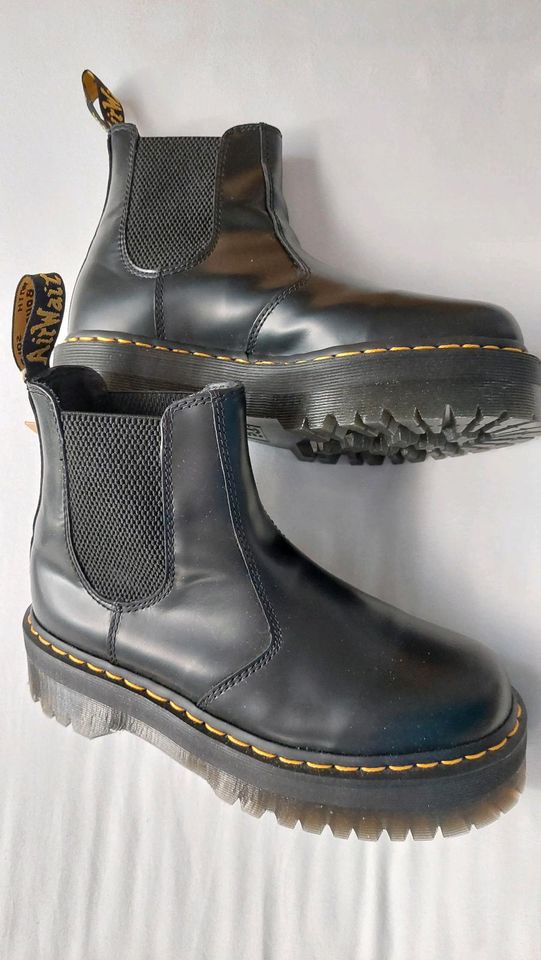 Dr. Martens  Quad Gr. 40 in Leverkusen