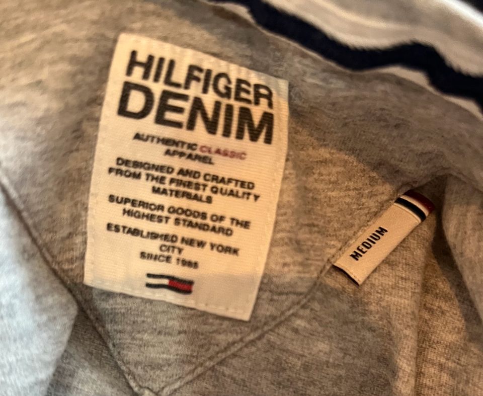 Tommy Hilfiger Denim Tshirt Größe M❣️ in Kevelaer