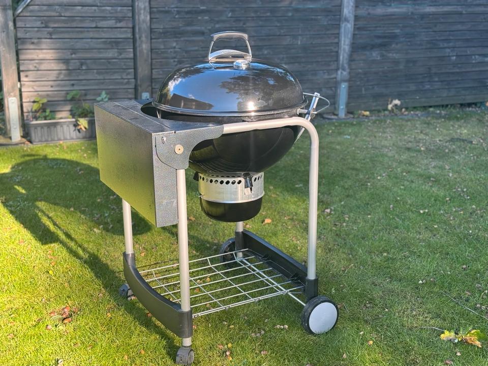 Weber Grill Performer GBS 57 cm black schwarz + Abdeckhaube neu in Wolfsburg