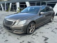 Mercedes-Benz E 250 CDI 7G  STANDHEIZUNG/SCHIEBEDACH/DCC/NAVI Niedersachsen - Vechelde Vorschau