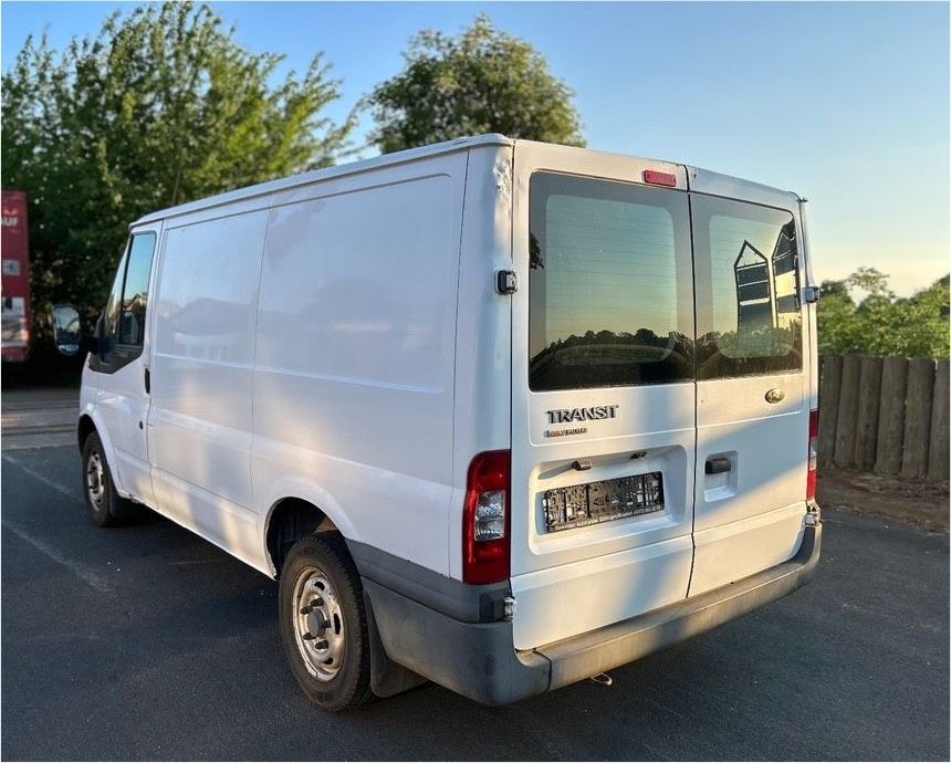 Ford Transit *L1H1*Kastenwagen* in Riede