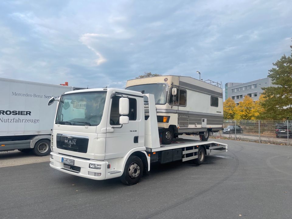 Bauwagen Wohnwagen Wohnmobil Transport in Berlin