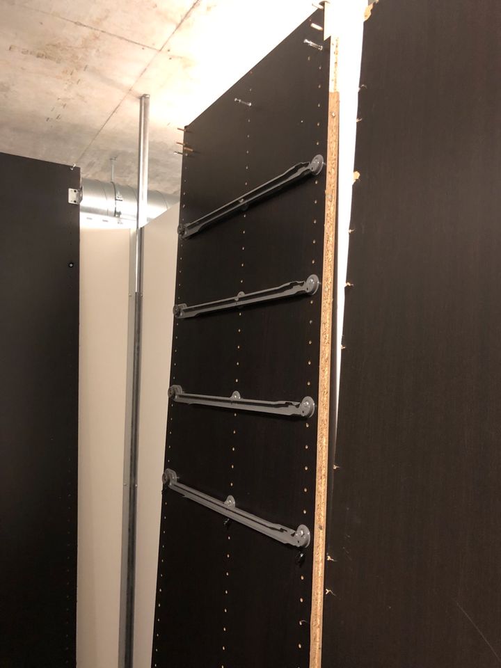 Ikea Pax 100 x 58 x 236 schwarzbraun wenge in Stuttgart