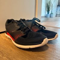 Reebok Zquick Dash Gr. 45 schwarz/rot Sportschuh Training Nordrhein-Westfalen - Harsewinkel - Marienfeld Vorschau