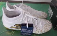 Skechers Harry Kane Fußballschuhe Elite Gr. 38,5 Weiß/Gold NEU Bayern - Taufkirchen Vils Vorschau