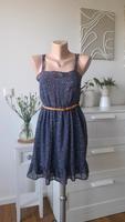BERSHKA Kleid Gr. S mit Unterrock und Gürtel Brandenburg - Wandlitz Vorschau