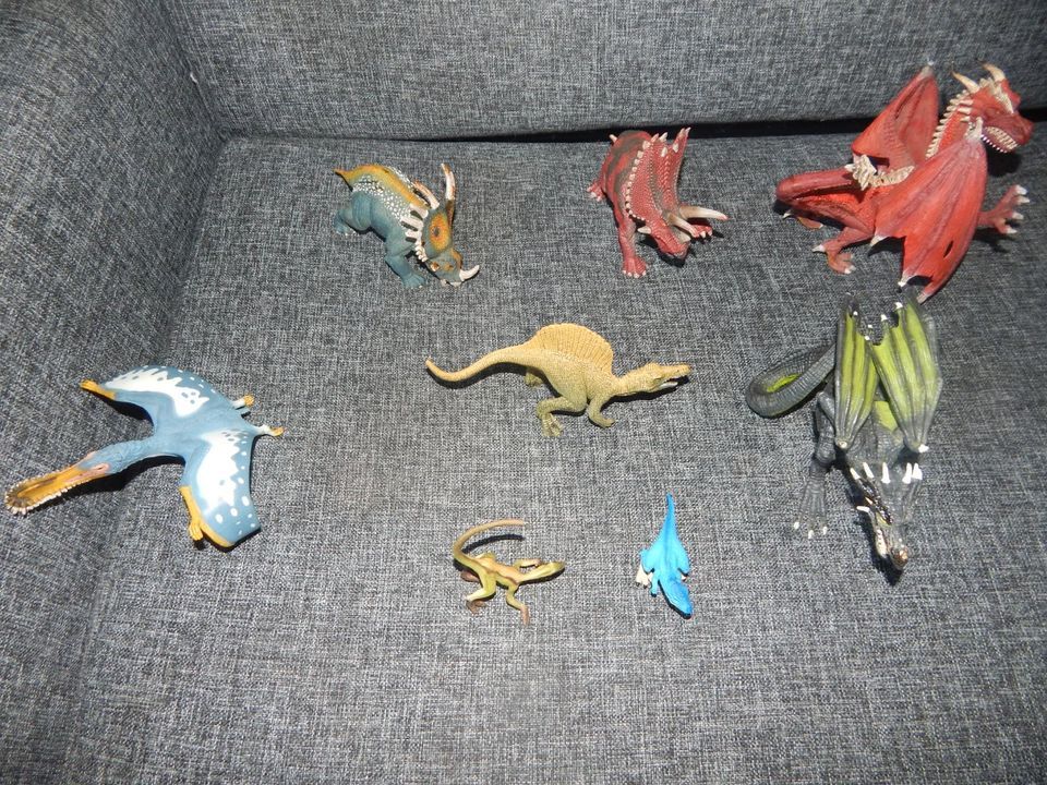 Schleichfiguren Saurier Fantasy , Drachen, Krieger u. Läufer in Dresden