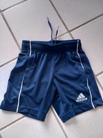 Adidas Shorts dunkelblau Gr. 116-122 Nordrhein-Westfalen - Versmold Vorschau