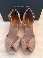 Tommy Hilfiger Wedges taupe braun 38 Baden-Württemberg - Reutlingen Vorschau