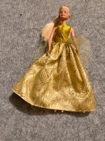 Barbie, goldenes Kleid Schleswig-Holstein - Schmalfeld Vorschau