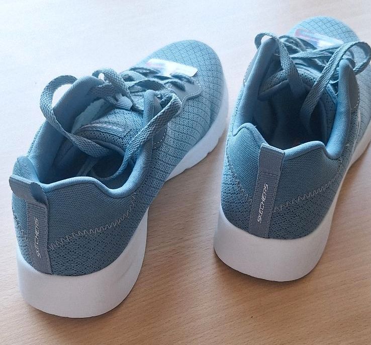 Sketchers Schuhe  Größe 37   neu   blau in Northeim