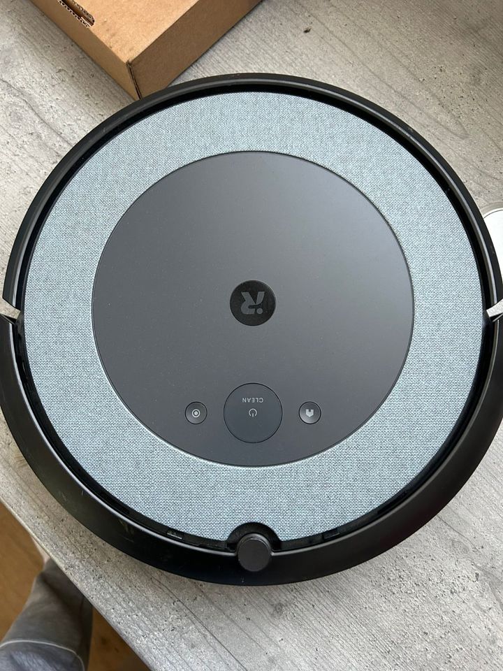 iRobot Roomba i3 in Bremen