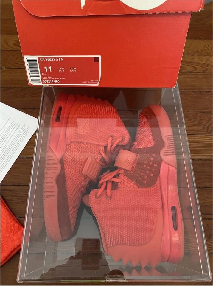 Nike Air Yeezy 2 Red October (45, Used in box, dustbag, Rechnung) in Essen