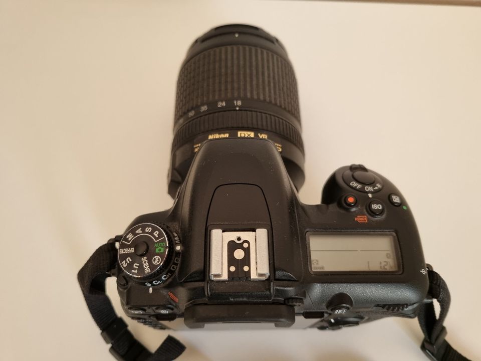 NIKON D7500 + AF-S DX 18-140 ED VR KIT, Top Zustand, OVP in Hollenbach