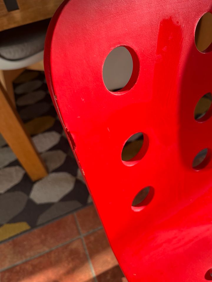 Ikea Kinder Schreibtischstuhl, rot, gut erhalten! in Köln