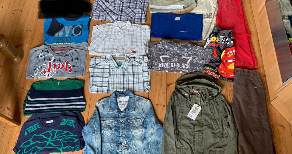 Marken Kleiderpaket Jungen 134/140 Pepe Jeans… in Bruchweiler