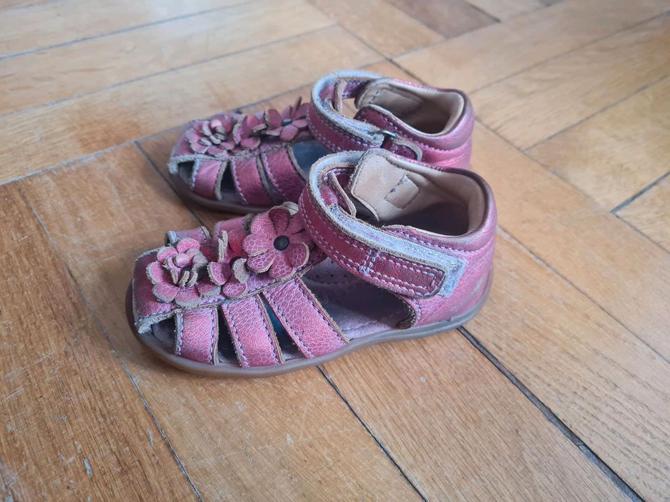 Sandalen Mädchen pink metallic Leder Bisgaard Gr.22 in Berlin