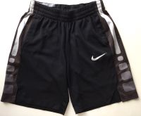 Nike Trainingshose, Shorts, Jungen, US-Gr. M. Schwarz Hessen - Oberursel (Taunus) Vorschau