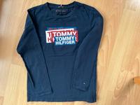 Langarm Shirt von Tommy Hilfiger, Größe 140, blau Niedersachsen - Bovenden Vorschau