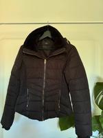 ZARA Steppjacke – Winterjacke Schwarz – Größe S Rheinland-Pfalz - Bruchmühlbach-Miesau Vorschau