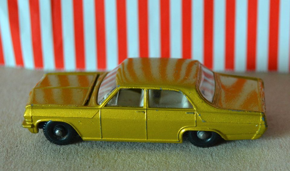 Oldtimer"Matchbox" No.36 Opel Diplomat, Made in England by Lesney in Dresden