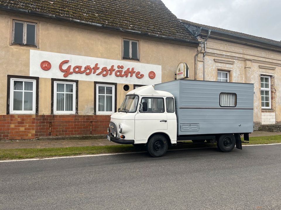 Barkas B1000 Koffer DDR IFA H Zulassung TÜV in Bernau