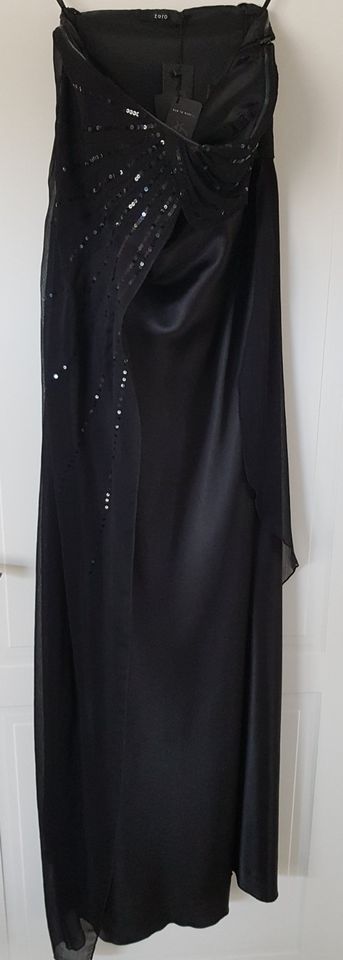 langes Abendkleid von zero, Größe in Duisburg