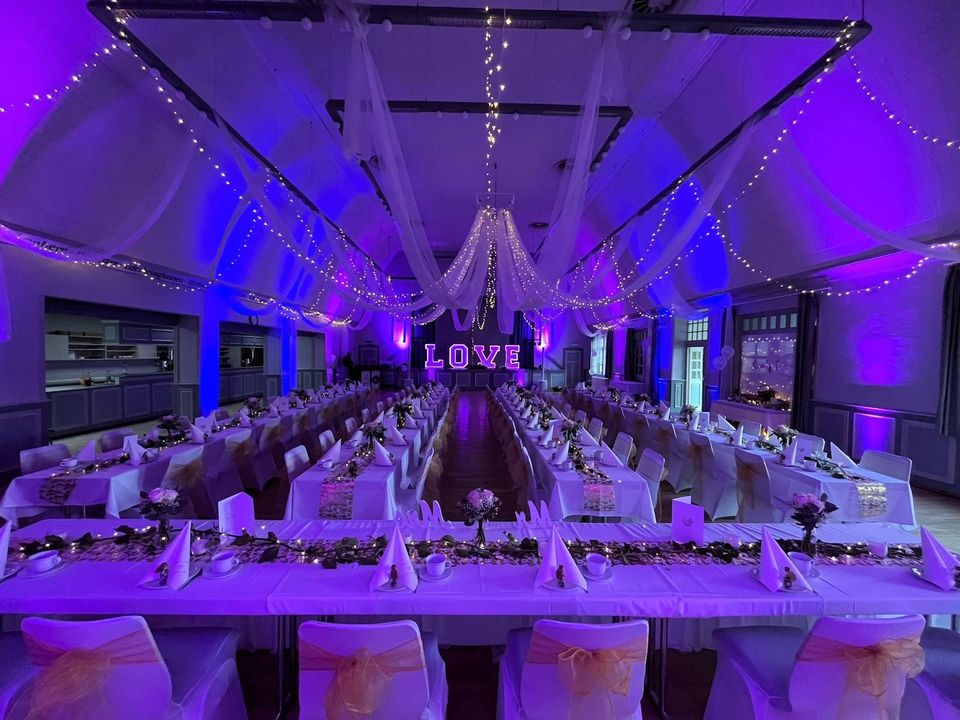 Hochzeit XXL LOVE LED Buchstaben Deko Fotobox Standesamt Foto in Gudensberg