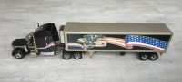 Franklin Mint Modell-LKW Peterbilt 379 mit Sattelzug Maßstab 1:32 Rheinland-Pfalz - Brohl-Lützing Vorschau