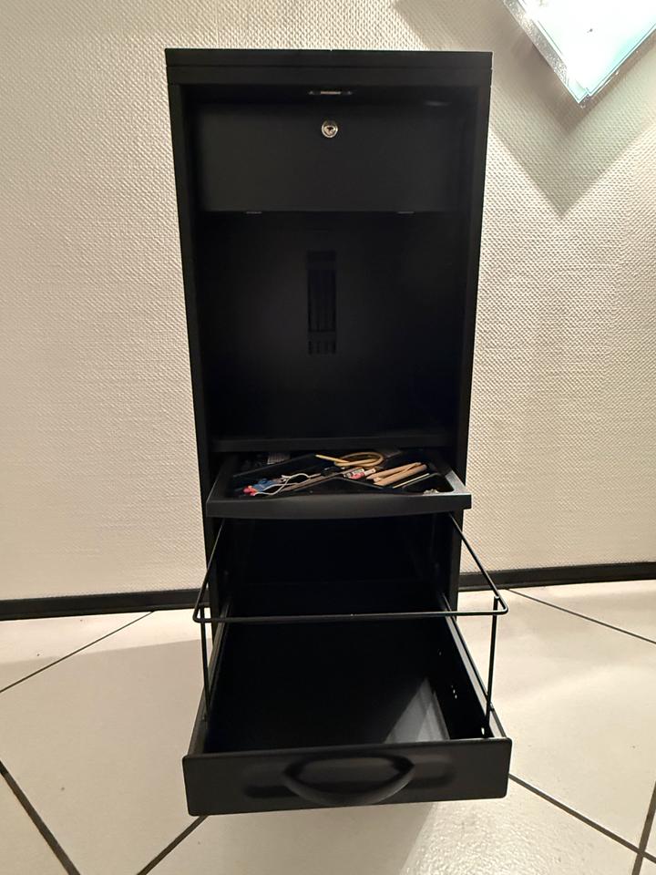 Hochwertiger, rollbarer Büro-Schrank / Rollcontainer – schwarz in Sankt Augustin