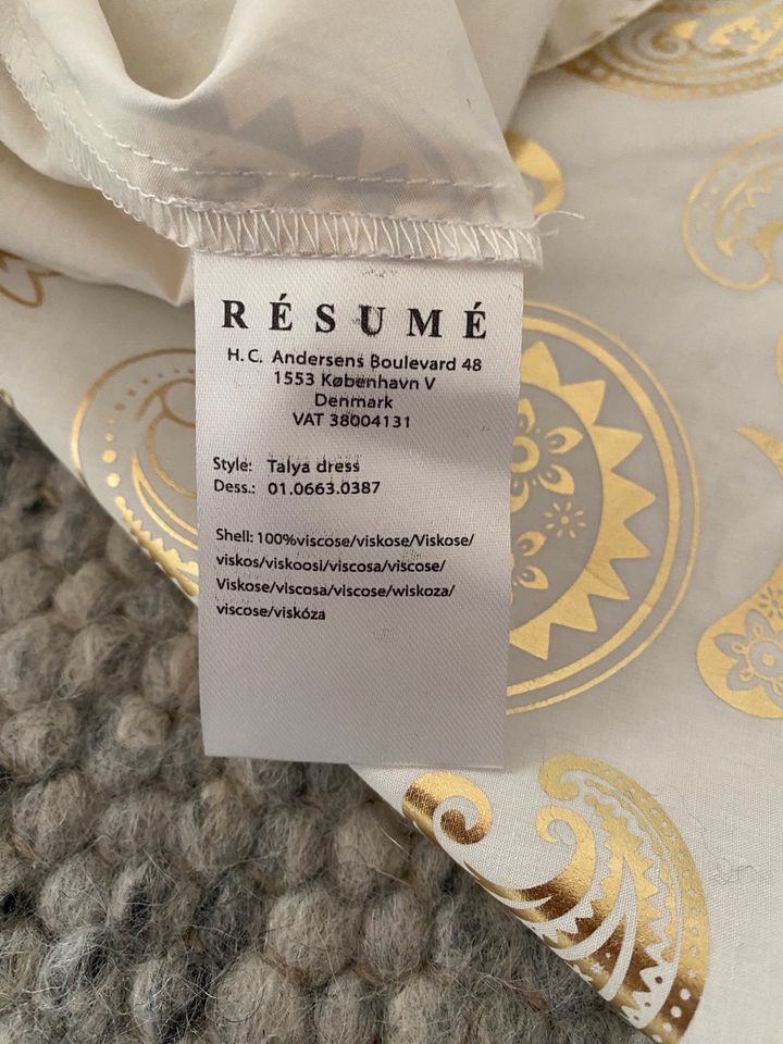 RESUME-Kleid (neu) in Menden