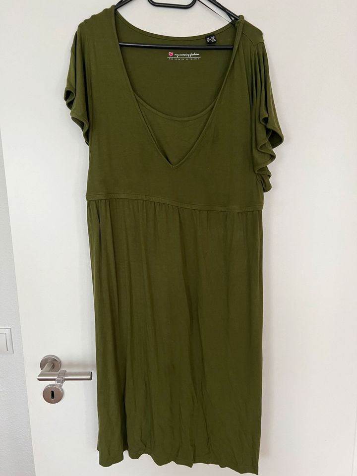 Olivgrünes Still-Kleid Größe 40-42 in Gäufelden
