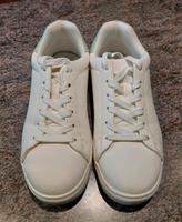 Schuhe Sneaker Gr. 37 esmara NEUWERTIG Niedersachsen - Meine Vorschau